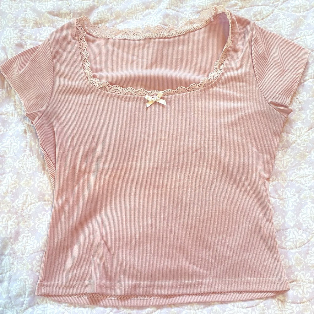 Pink bow shirt with lace